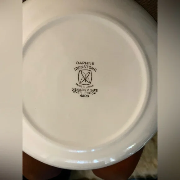 DAPHANE IRONSTONE 4209 PLATE ROUND PLATTER JAPAN Yellow Orange Floral tulip